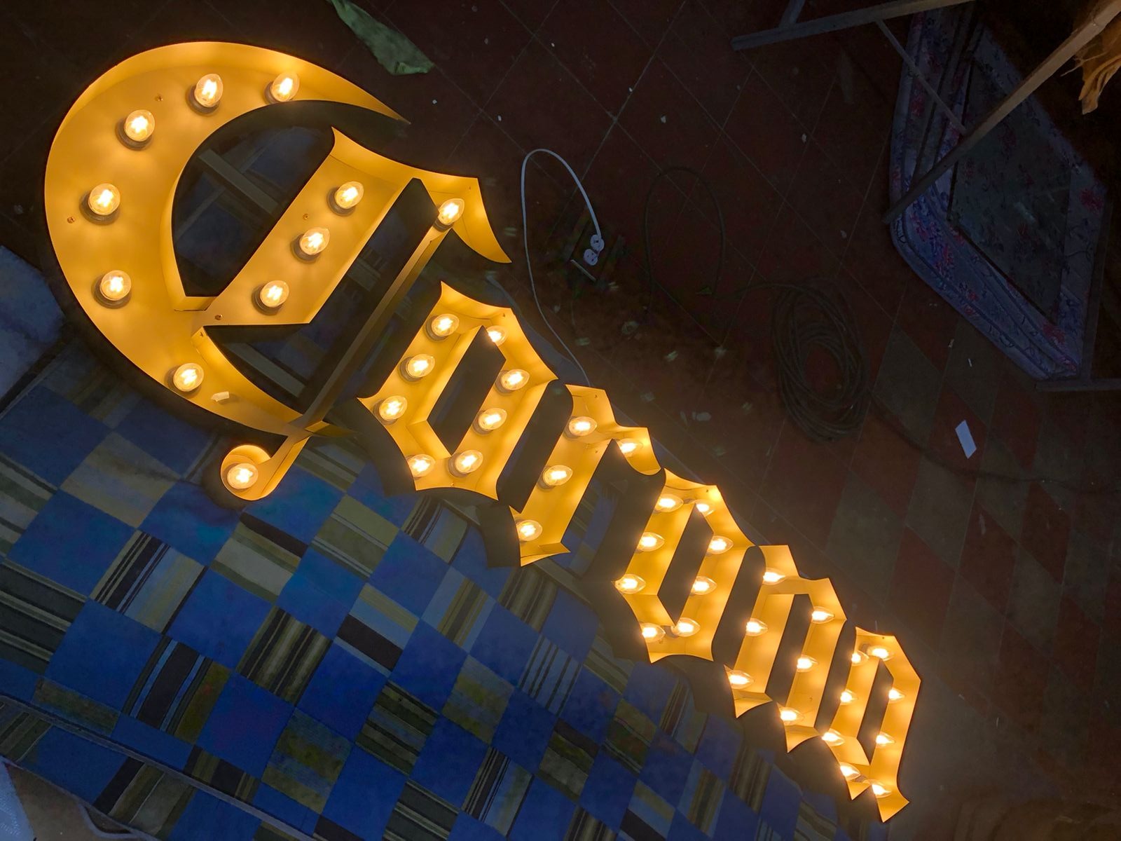 Rótulos Encajuelados